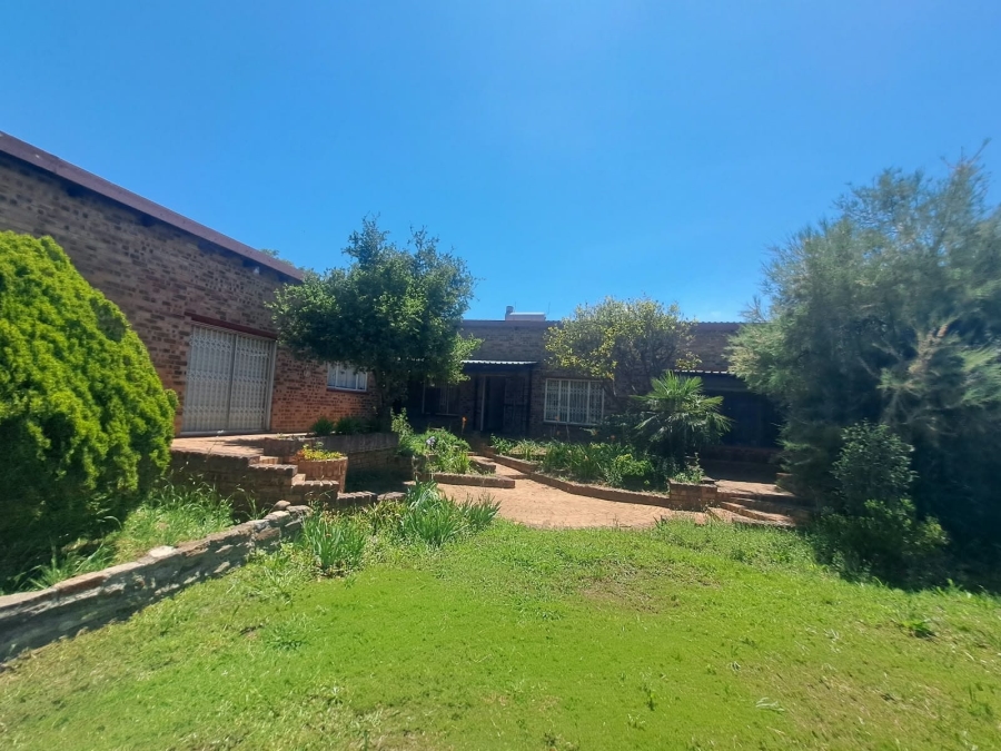 2 Bedroom Property for Sale in Oranjeville Free State